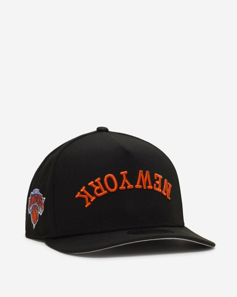 9Fifty A-Frame New York Knicks Upside Down Snapback Hat