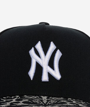 New York Yankees Pro Pinch Tribal Shine Snapback Hat