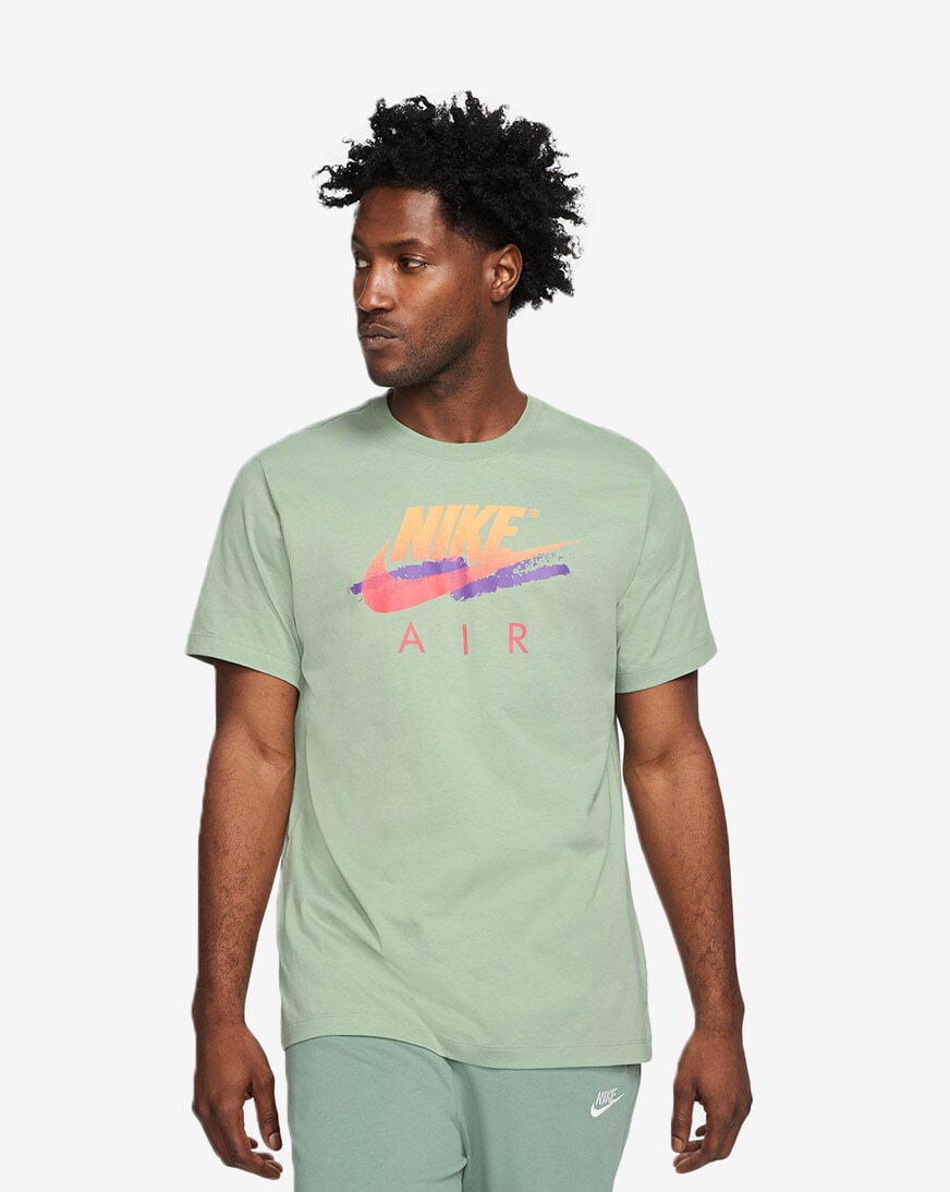 Nike sportswear dna tee clearance