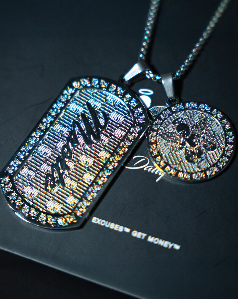 Hasta Muerte MM Angel Muerte Dog Tag and Coin Medallion HM-MMANGELDOGTAG-NECKLACE Multi 3