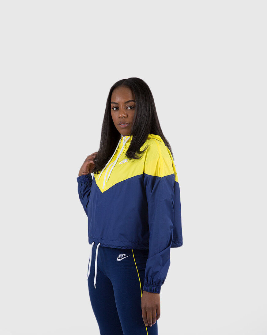 women's nike sportswear heritage crop windrunner jacket