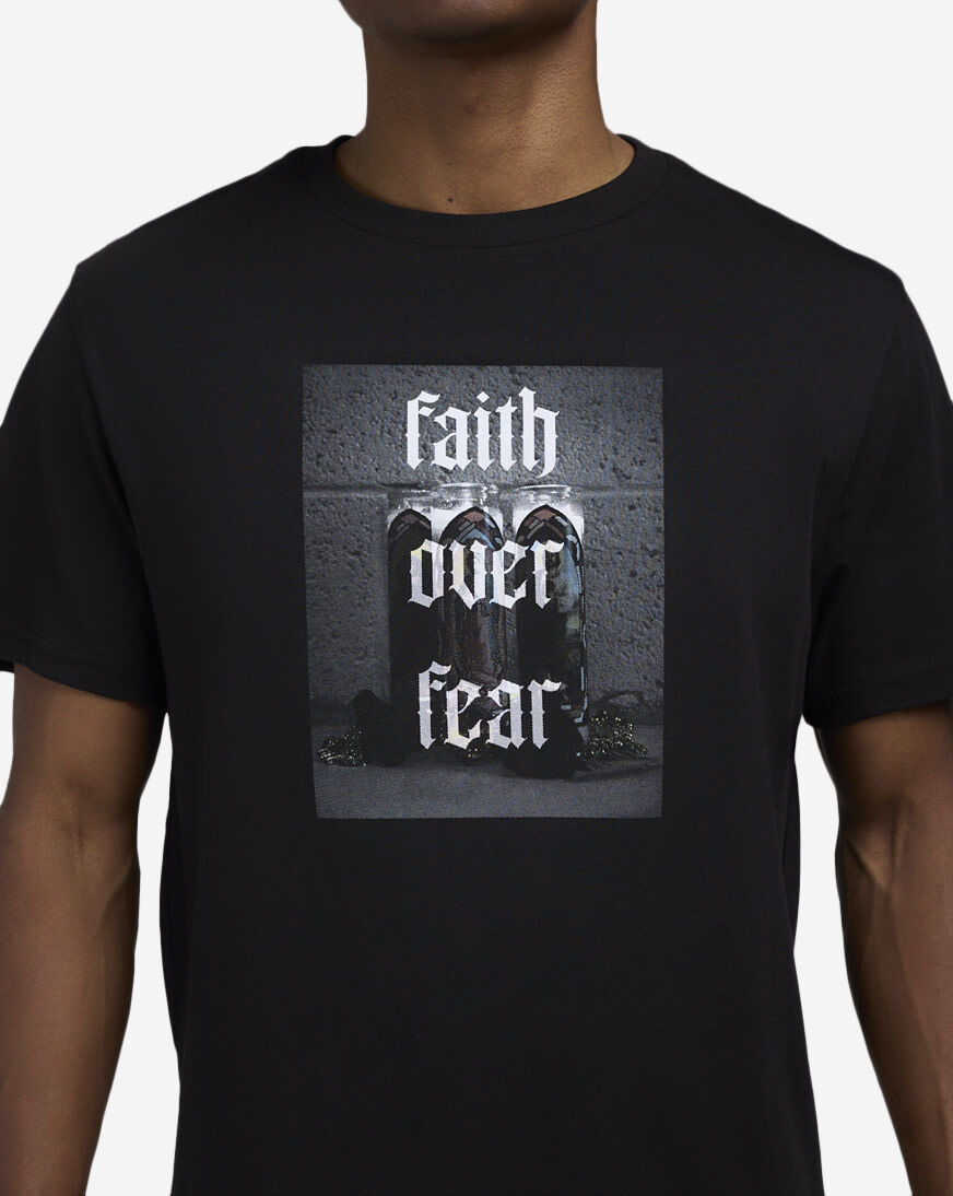 Shop Mister Tee Faith Glass Tee MTUS011-US-00007 black | SNIPES USA