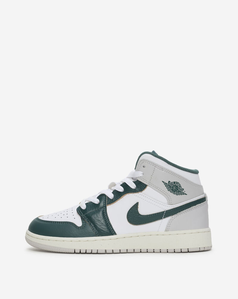 Jordan Grade School Air Jordan 1 Mid SE FQ8088-103 White 1