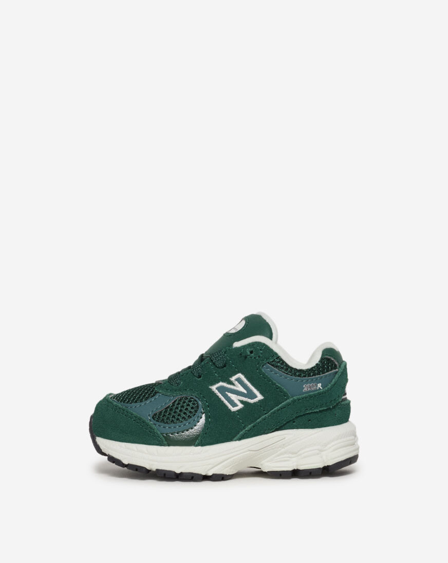 Shop New Balance Toddler 2002 IC2002FG green | SNIPES USA