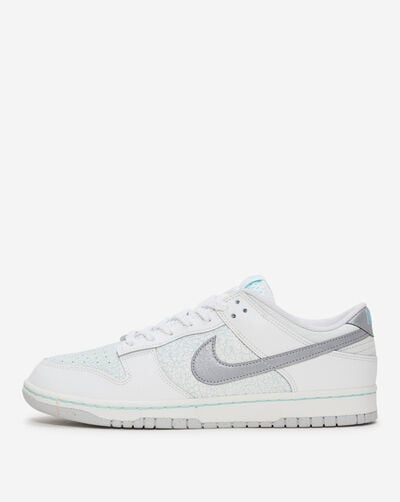 Dunk Low SE