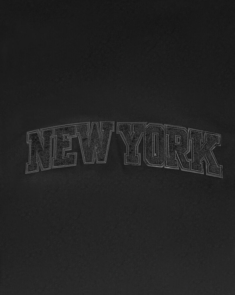 PRO STANDARD Big Boys' New York Knicks Classic Triple Black Tee BNKB1516046-BLK Black 2