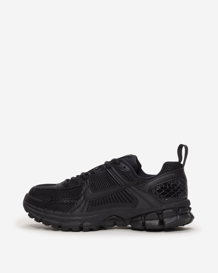 Shop Nike Big Kids' Zoom Vomero 5 HF6998-007 black | SNIPES USA