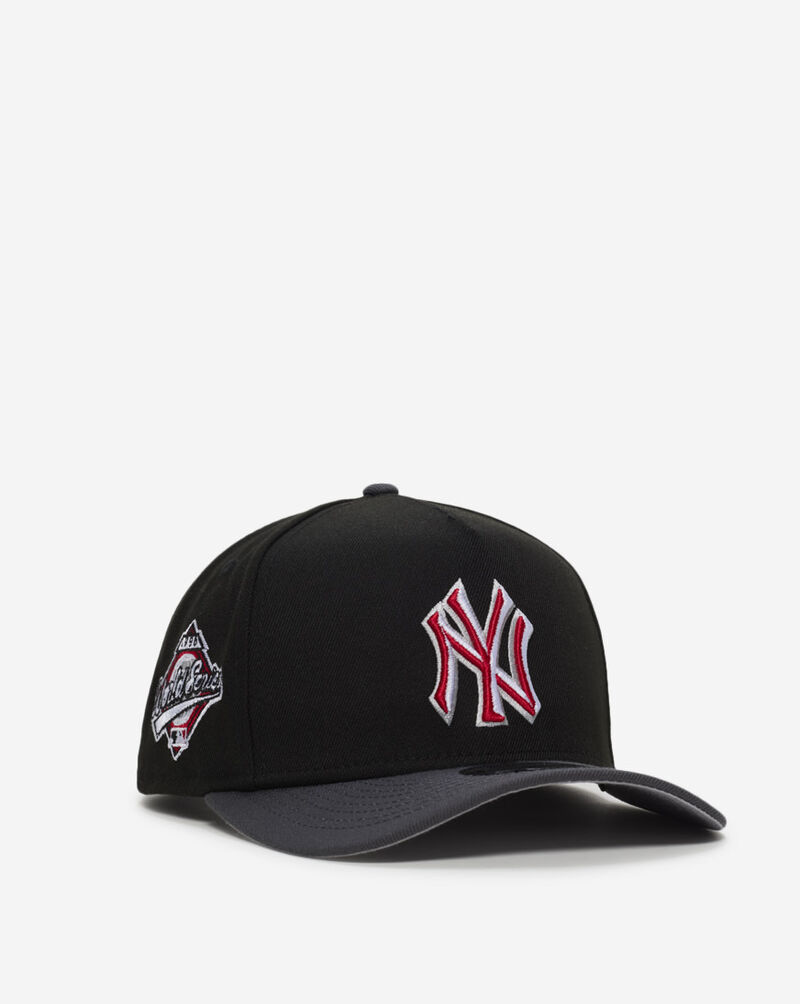 New Era 9Fifty New York Yankees Snapback Hat 70904878 Black 1