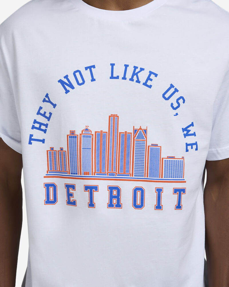 Retro I Love Detroit Michigan Skyline T-Shirt Retro I Love Detroit Michigan Skyline T-Shirt