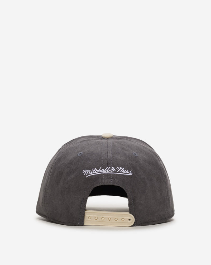 Mitchell  Ness Boston Red Sox Pro Pinch Suede Two Tone Snapback Hat HP16808-BRSGREY Grey 3