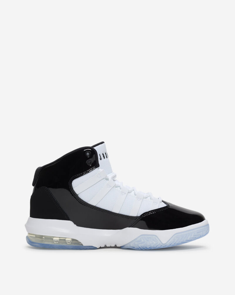 Jordan Big Kids' Max Aura AQ9214-011 White 4