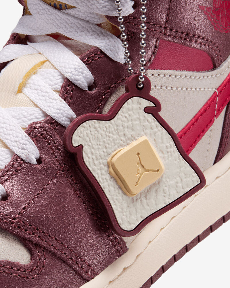 Jordan Big Kids' Air Jordan 1 Mid SE HF3196-100 Red 9