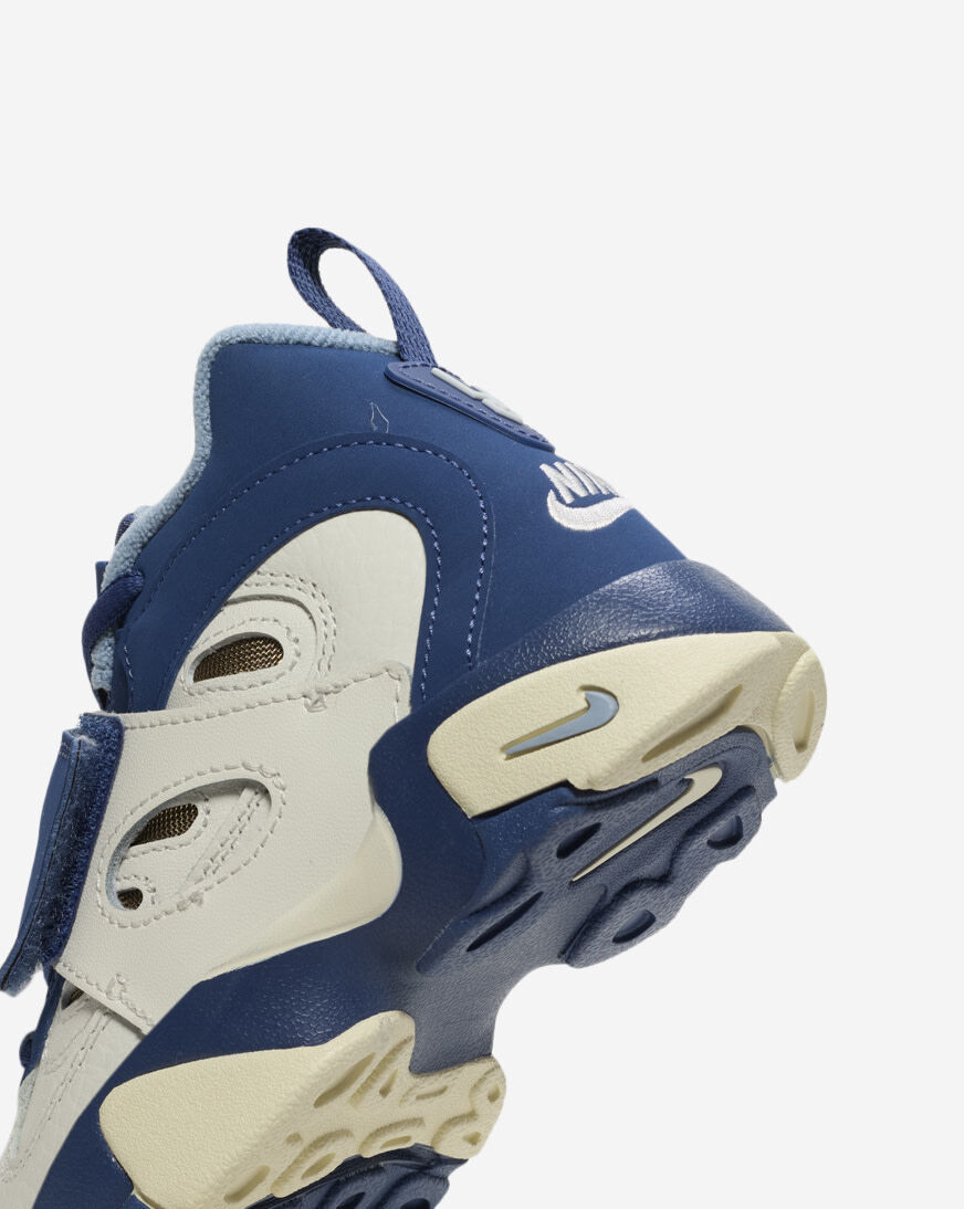 Shop Nike Little Kids' Air Diamond Turf II IR4726-100 white