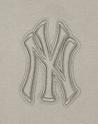 Big Girls' New York Yankees Neutral Fleece Crewneck