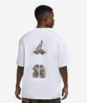 AJ4 T-Shirt