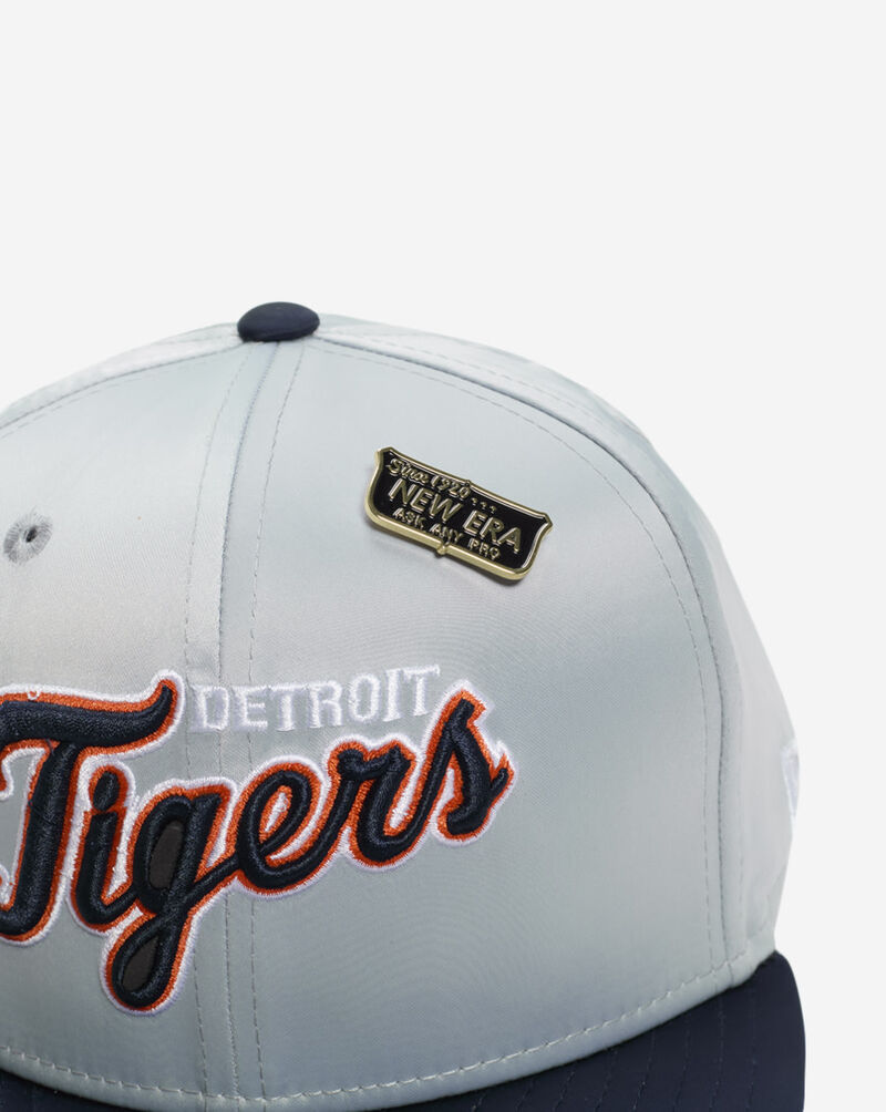 New Era 59Fifty Detroit Tigers Satin Fitted Hat 60623216 Grey 2