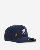 Mitchell  Ness Detroit Tigers Pro Pinch Butterfly Snapback Hat HP20187-DTINAVY Blue 1