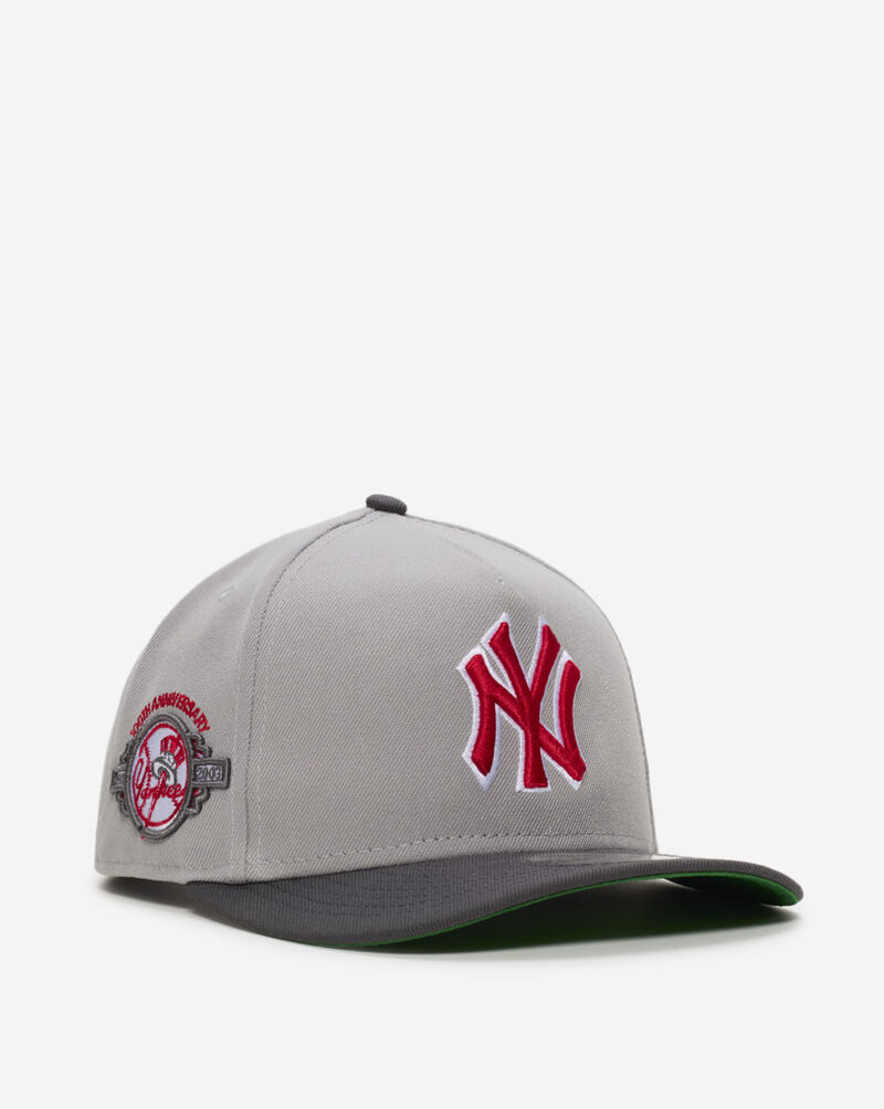 New Era 9Fifty New York Yankees A-Frame Graphite Red Snapback Hat 70885927 Grey 1