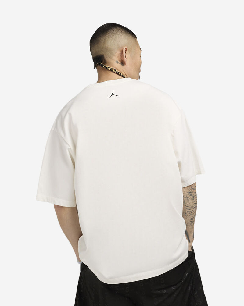 Jordan Flight Essentials Graphic T-Shirt HQ8940-133 White 2