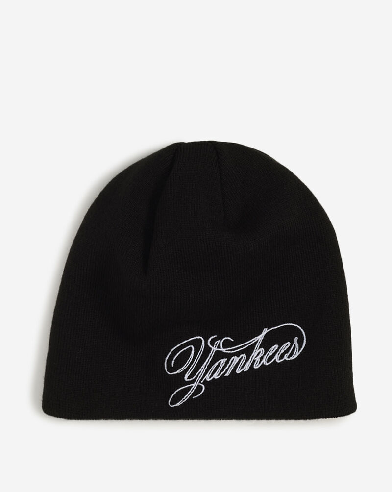 New Era New York Yankees Script Oversized Logo Knit 60981479 Black 1