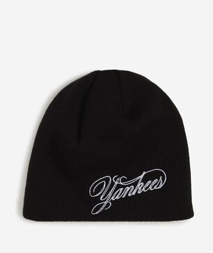 New York Yankees Script Oversized Logo Knit