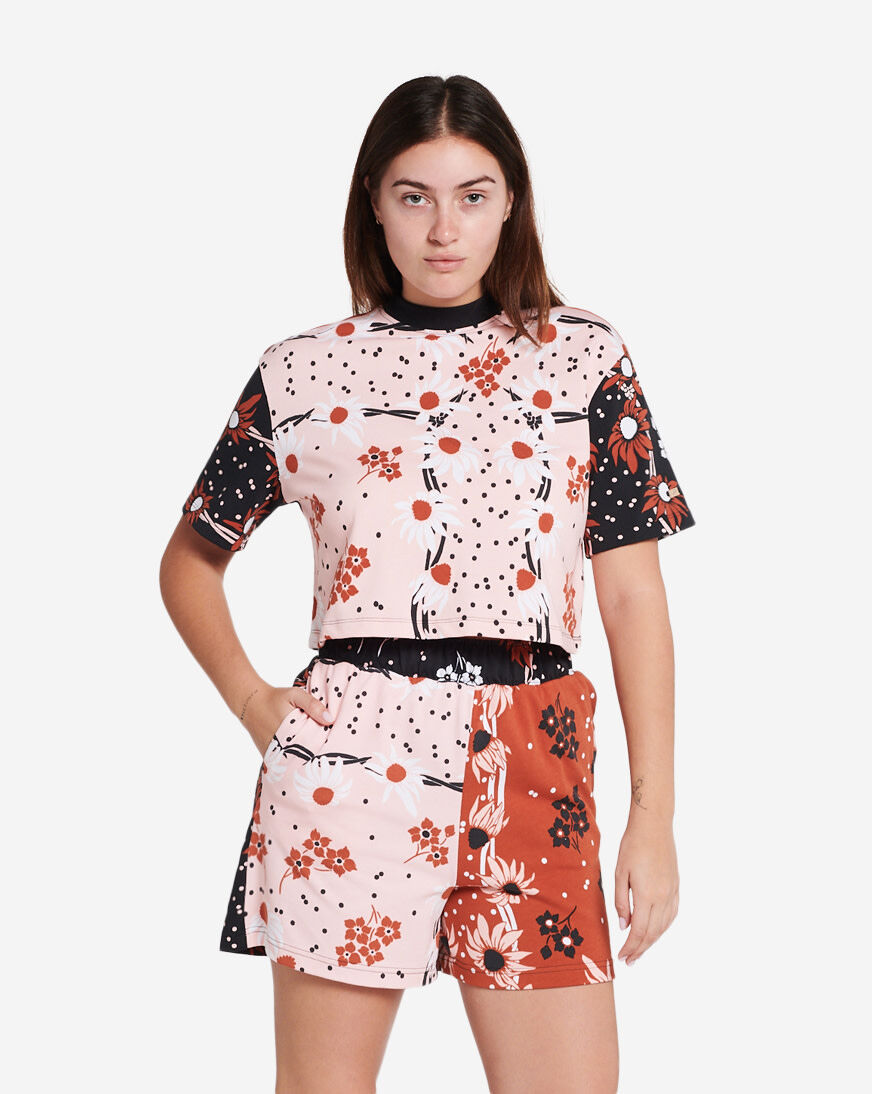 Shop Nike NSW Garden Party Jersey Top DV9668-610 pink | SNIPES USA