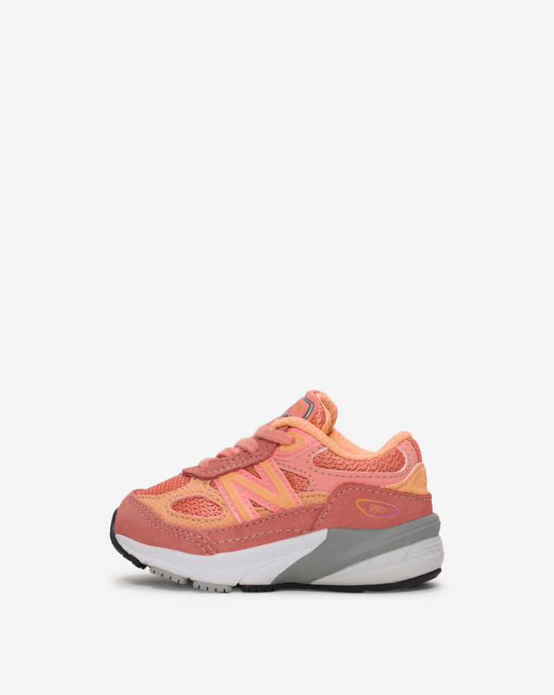 New Balance Toddler 990v6 IC990SR6 Pink 1