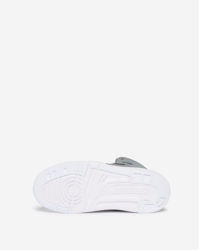 Jordan Little Kids' Max Aura AQ9216-010 Grey 6