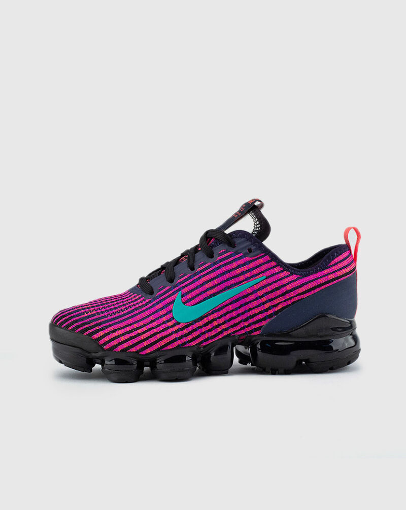 academy nike vapormax