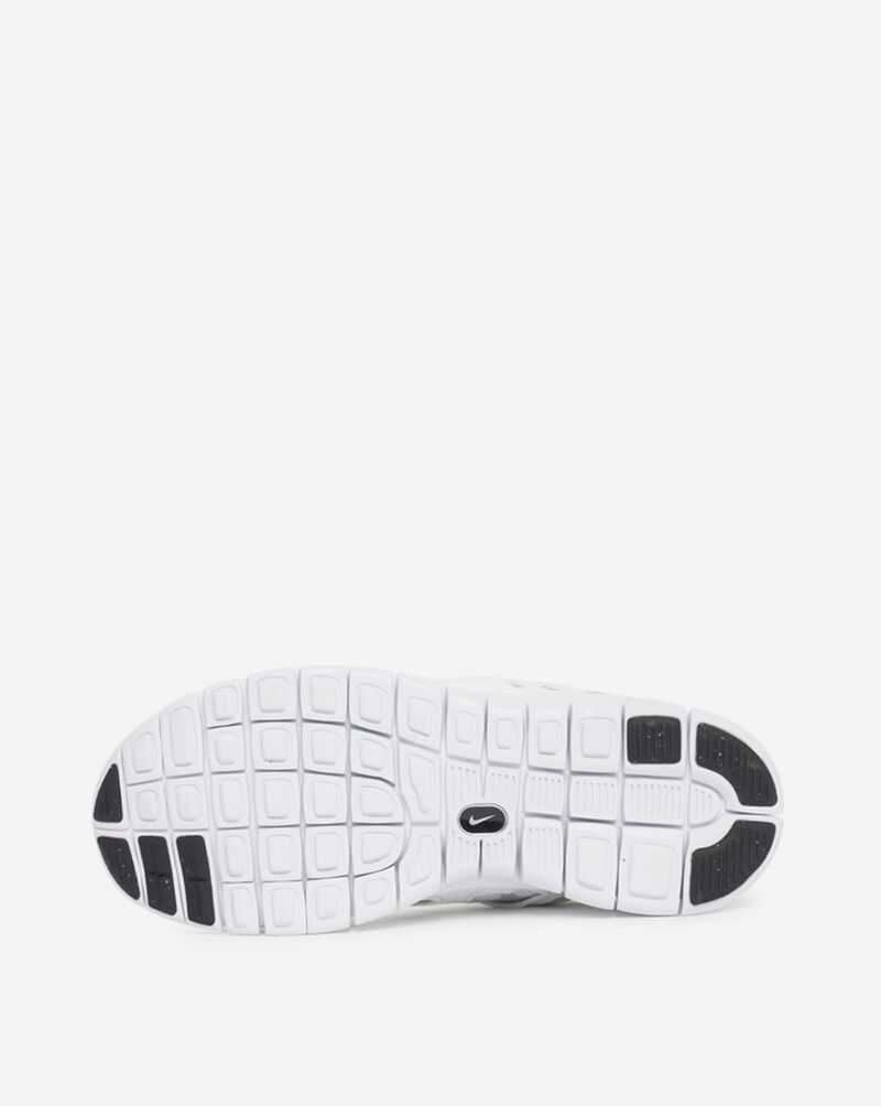 Nike Grade School Free Run 2 DD0163-100 White 4