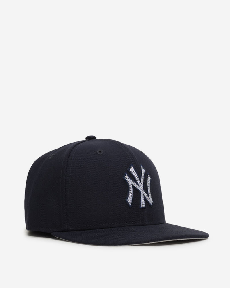 New Era 59Fifty New York Yankees Rhinestone Fitted Hat 60931817 Blue 1