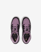 Grade School Air Jordan 1 Mid SE