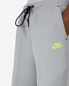 Nike Tech Fleece Shorts IM0693-077 Grey 3