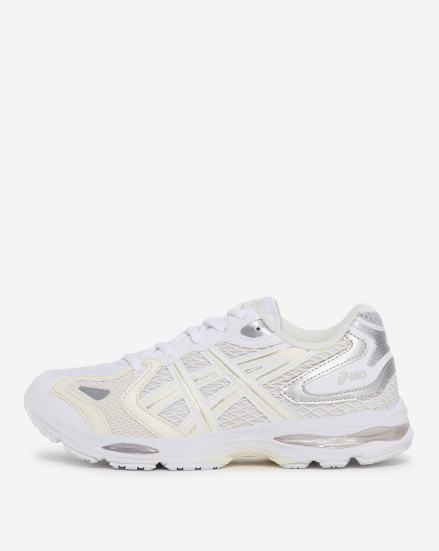 ホワイトストーン　出品！ Shop Asics GEL-K1011 1203A756-100 white | SNIPES USA