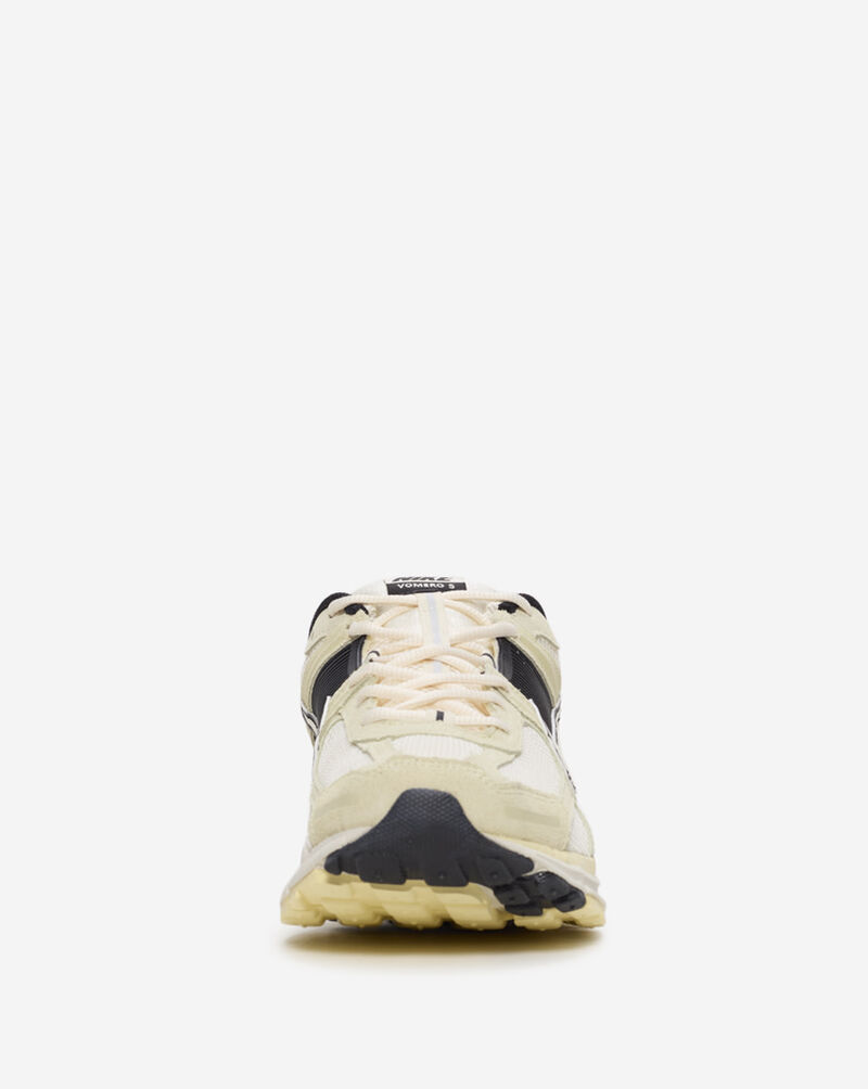 Nike Zoom Vomero 5  HF1553-701 Beige 3