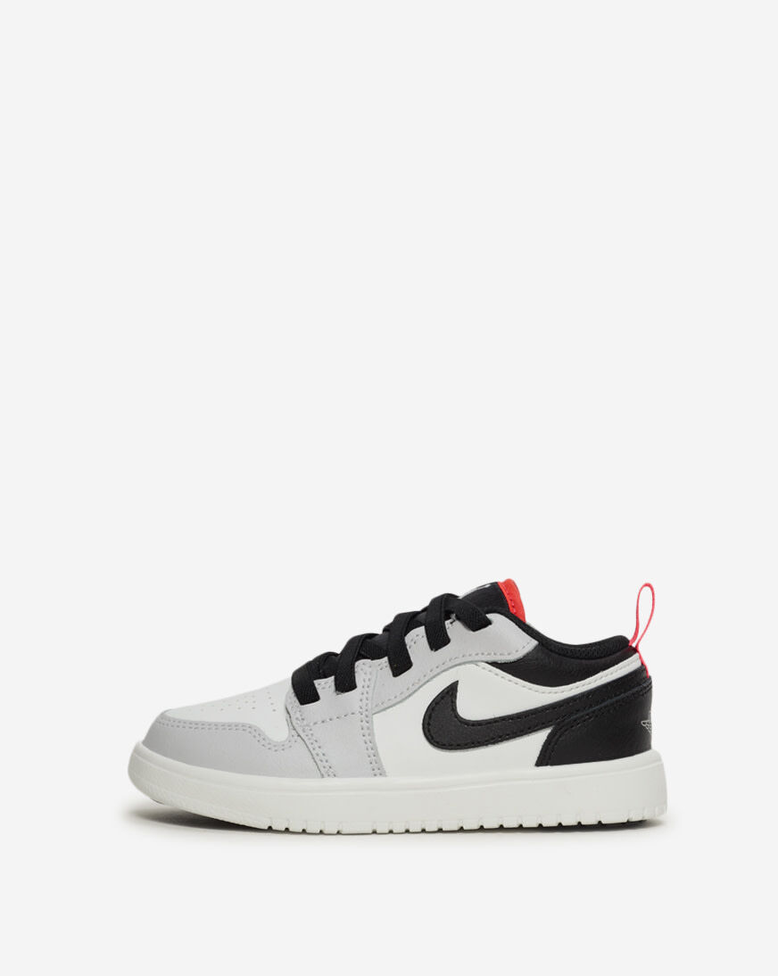 Shop Jordan Little Kids' Air Jordan 1 Low DR9748-045 grey | SNIPES USA