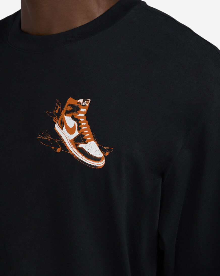 Shop Jordan AJ1 T-Shirt HQ8972-010 black | SNIPES USA