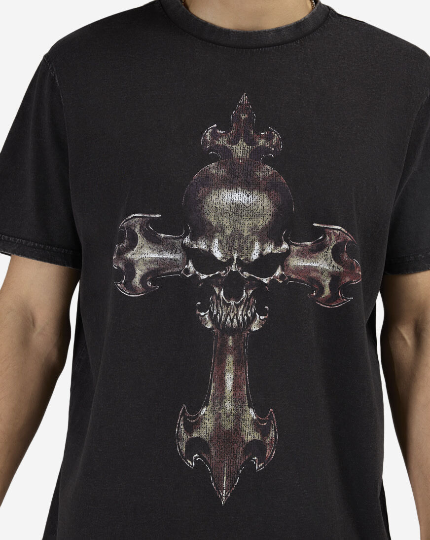 Shop Graphic Tees Cross Skull Tee MTUS541A-US-03054 black | SNIPES USA
