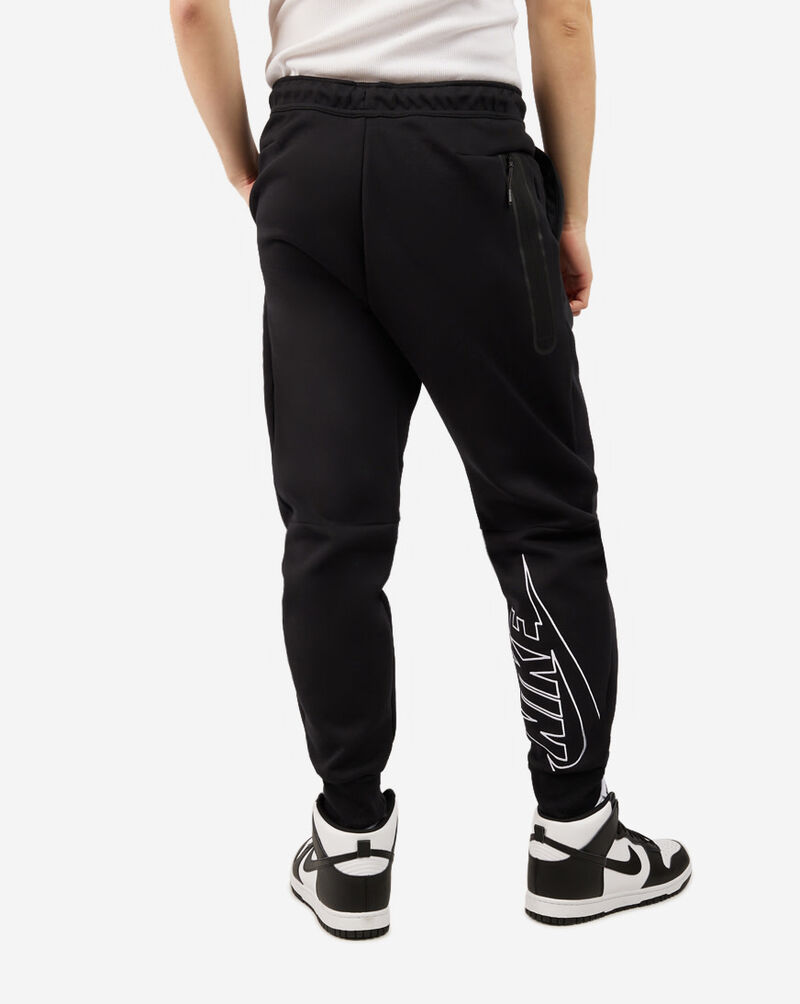 Shop Nike Tech Fleece Joggers DX0581010 black SNIPES USA