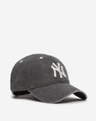 New Era 9Twenty New York Yankees Distressed Adjustable Hat 60915020 Grey 1