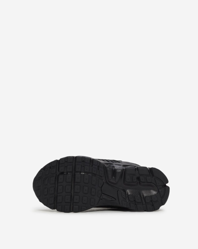 Nike Little Kids' Zoom Vomero 5 IR4587-007 Black 6