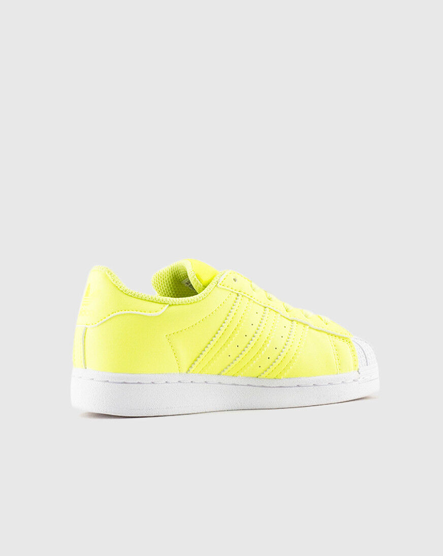 adidas gazelle snipes