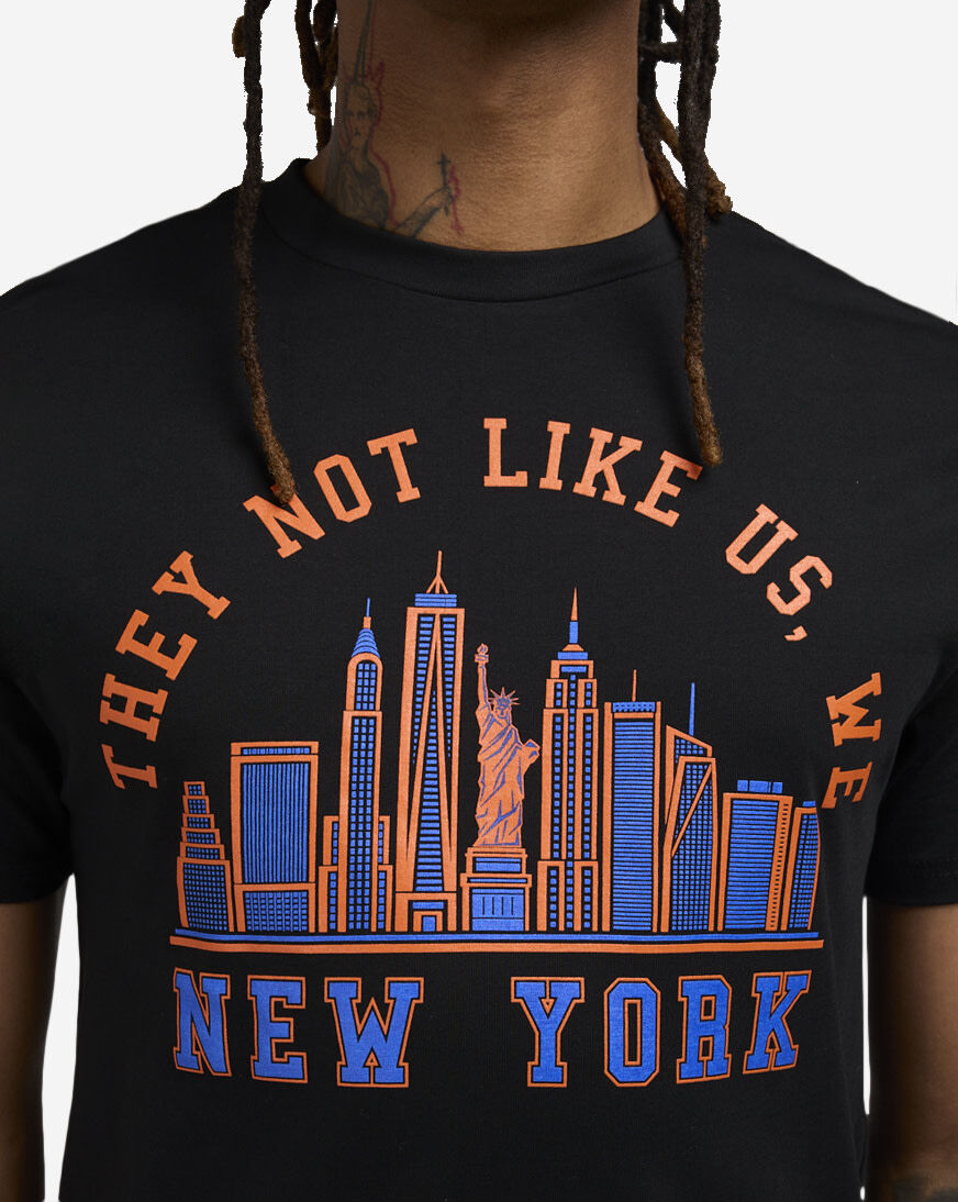 Shop Mister Tee New York Skyline Tee MTUS282-US-00007 black