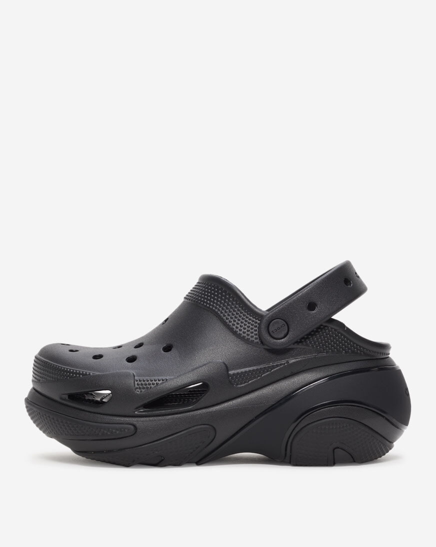 ■CROCS■ Bubble Crush Clog Triple Black 2100610WC 210061-0W Shop Crocs Bubble Crush Clog 210061-0WC black | SNIPES USA