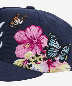 Atlanta Braves Pro Pinch Butterfly Snapback Hat