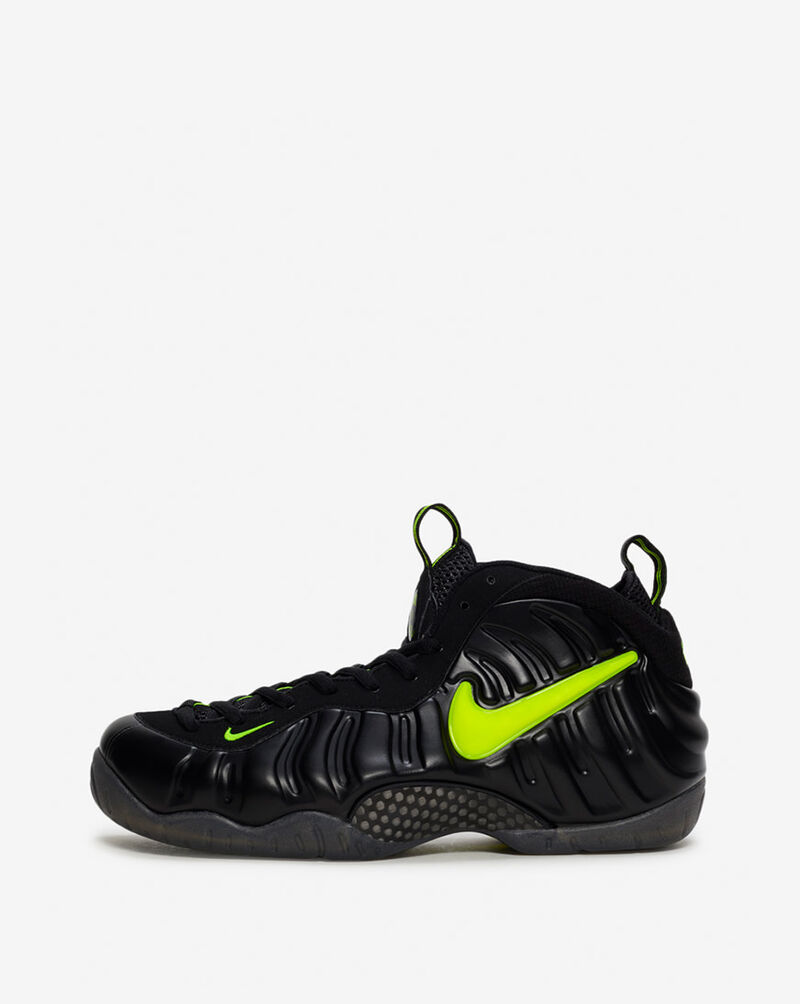 Nike Air Foamposite Pro HF0794-002 Black 1