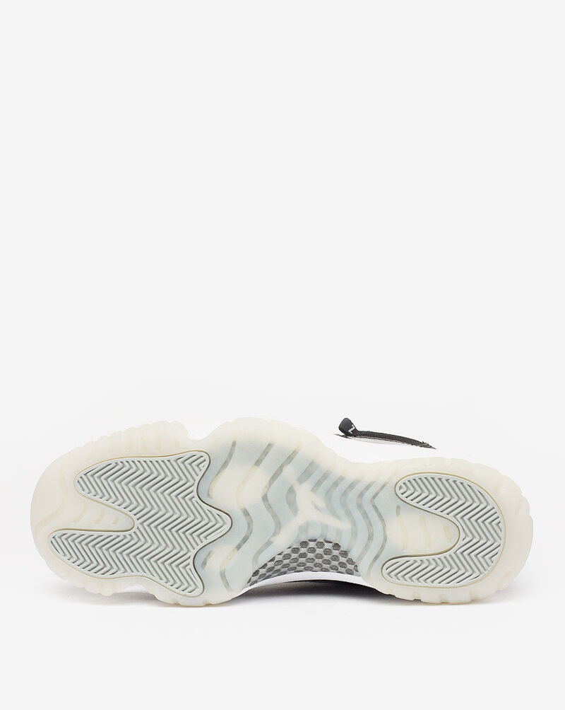 JORDAN Air Jordan 11 "Jubilee"  CT8012-011 Black 4