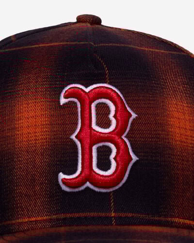 9Fifty Boston Red Sox A-Frame Plaid Snapback Hat 9Fifty Boston Red Sox A-Frame Plaid Snapback Hat