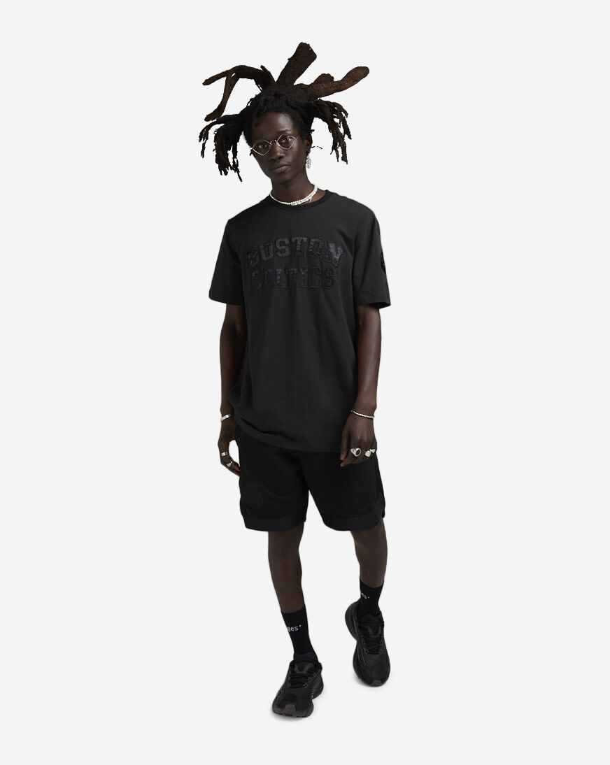 Shop New Era Boston Celtics Tee 60597201 black | SNIPES USA