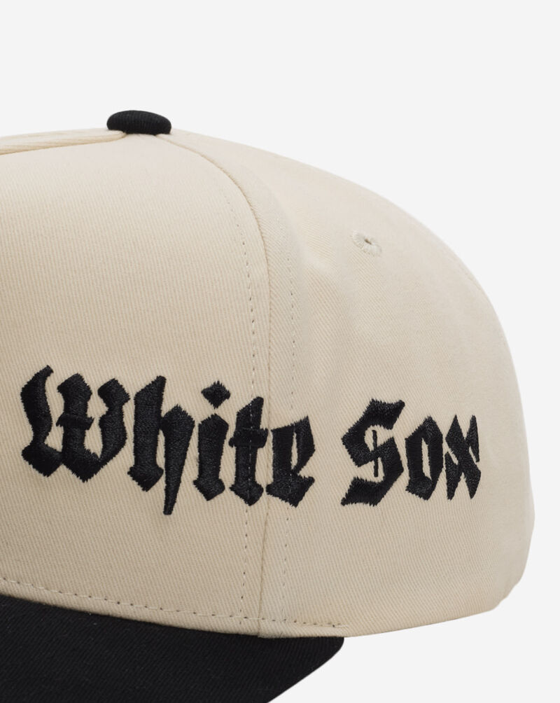 Mitchell  Ness Chicago White Sox Pro Pinch Old English Fit Snapback Hat HP14499-CWSCRBK cream 2